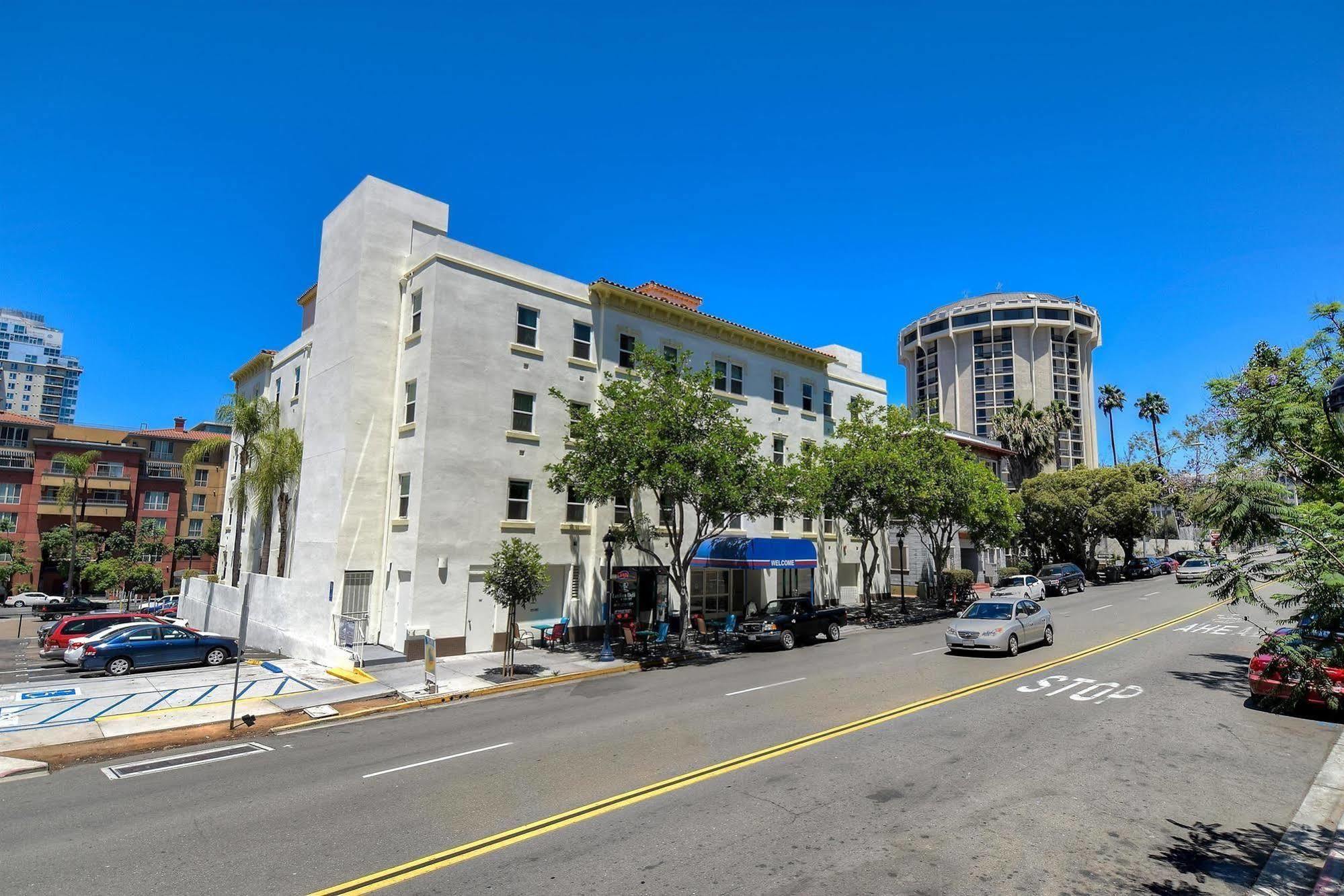 Motel 6-San Diego, Ca - Downtown Экстерьер фото
